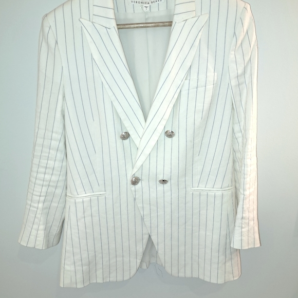 Veronica Beard Linen pinstripe Blazer in size 8. - Picture 1 of 2